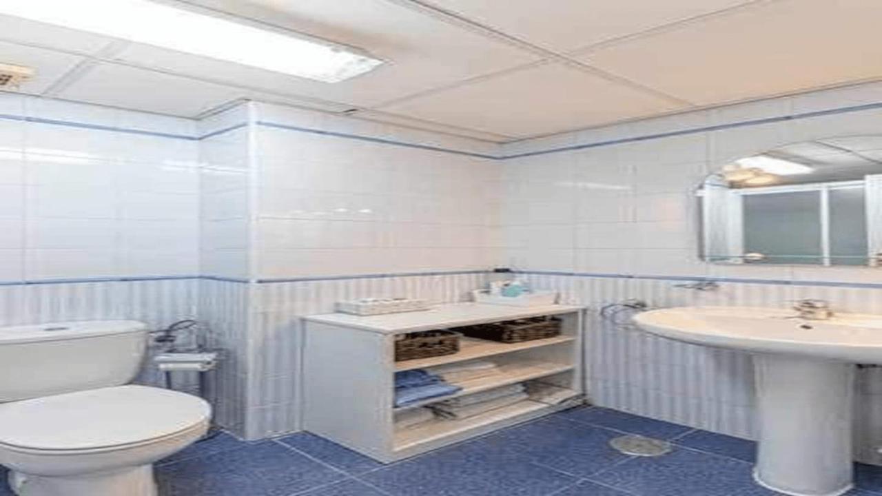 797 Holiday Rentals - Piso Para 4 Con Amplia Terraza Al Jardin Y Al Mar Benalmadena Ngoại thất bức ảnh