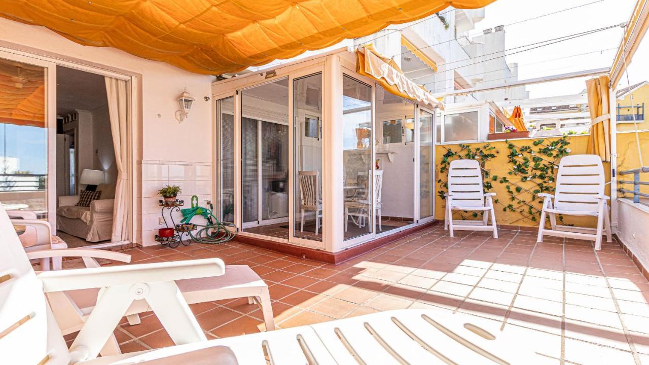 797 Holiday Rentals - Piso Para 4 Con Amplia Terraza Al Jardin Y Al Mar Benalmadena Ngoại thất bức ảnh