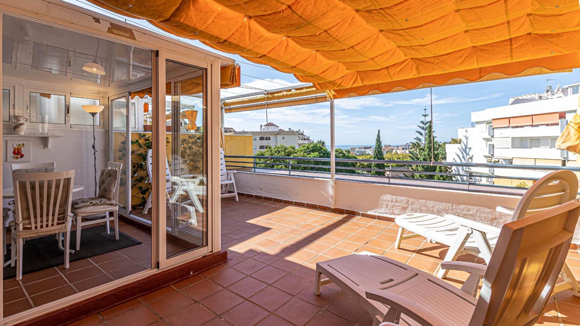 797 Holiday Rentals - Piso Para 4 Con Amplia Terraza Al Jardin Y Al Mar Benalmadena Ngoại thất bức ảnh